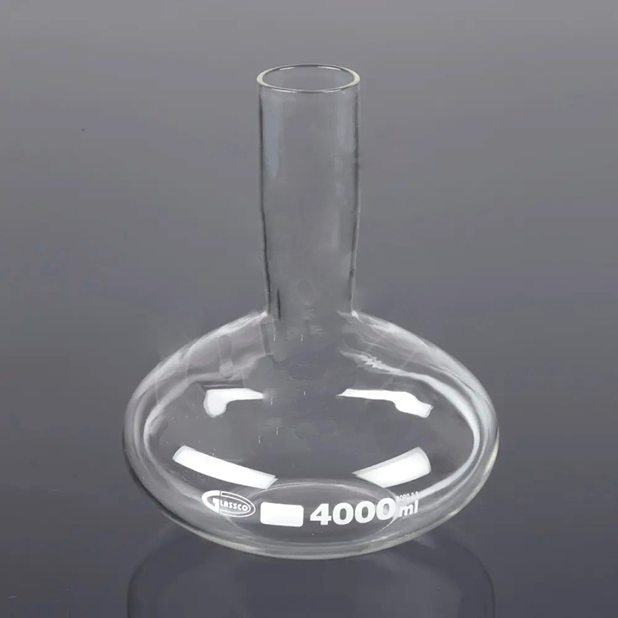 Колба Хавкина культуральная изготовлена из термостойкого химически устойчивого боросиликатного стекла ASTM E-438 Type 1, Boro 3.3. Имеет на корпусе напечатанное значение объема и белое поле для надписи. Используется для приготовления микробиологических культур и равномерного перемешивания.