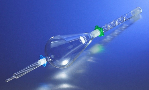 Пробирка для концентрирования 10 мл с крючками, керн 19/22, градуированная, ц.д. 0,1 (0-2) мл, ц.д. 1 (3-10) мл, 6 шт/упак