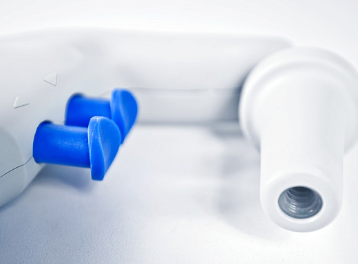 Кнопки для контроля скорости и режима работы дозатора