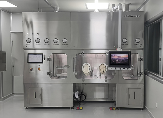 Изолятор стерильный HGL-1800 (DR), Haier. Вариант исполнения - два перчаточных входа, два шлюза